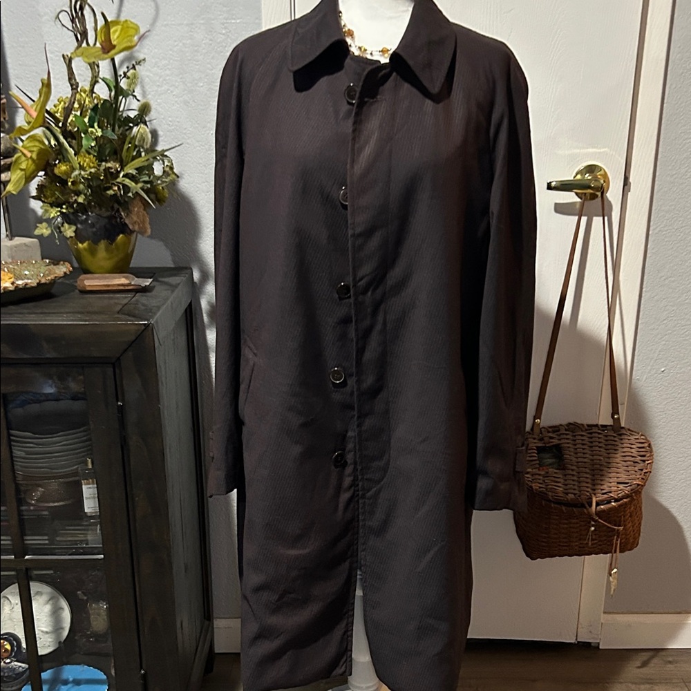 Sophisticated Men's Brown Trench Coat